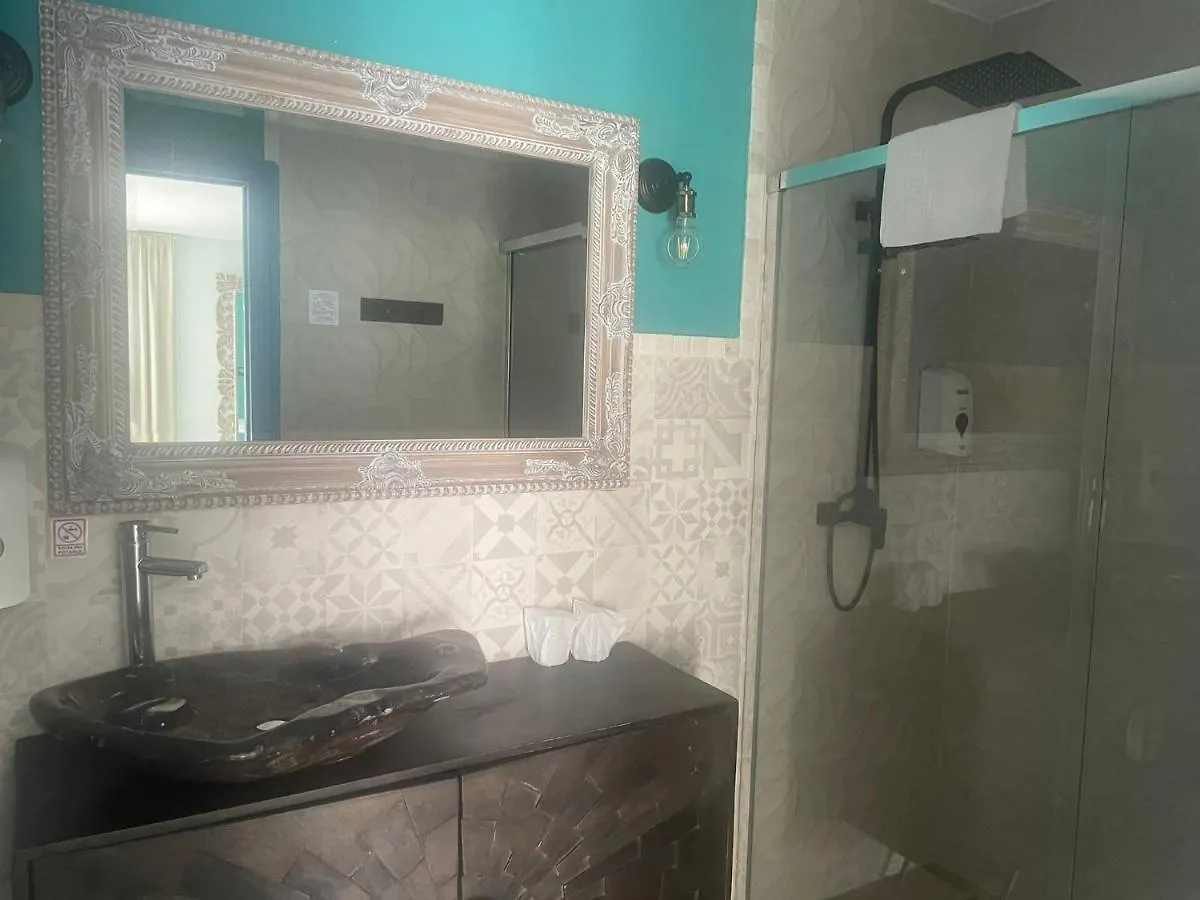 Habitaciones Sajorami Beach Zahora 3*,